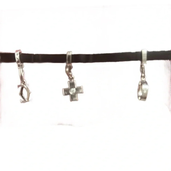 RARE CARTIER 18k WHITE GOLD BUCKLE ON CARTIER LEATHER CHARM BRACELET. 3 CHARMS - Picture 2 of 11